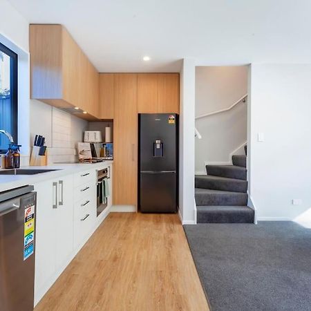 クライストチャーチStylish Townhouse With Hot Tubアパートメント エクステリア 写真