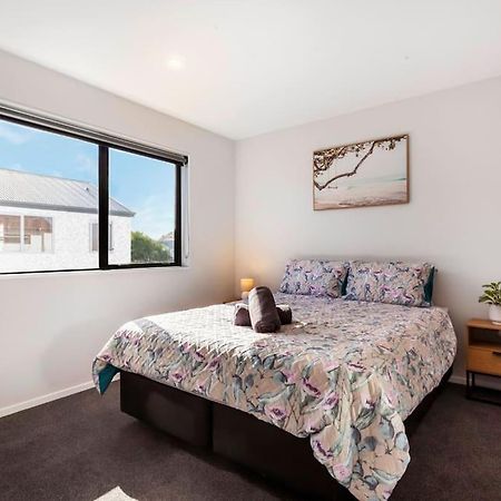 クライストチャーチStylish Townhouse With Hot Tubアパートメント エクステリア 写真